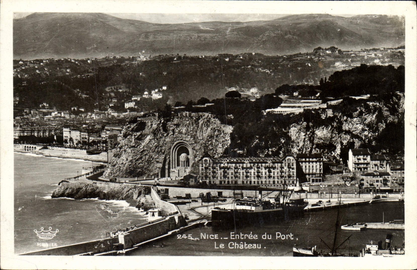 CPA Nice Entree Du Port Le Chateau