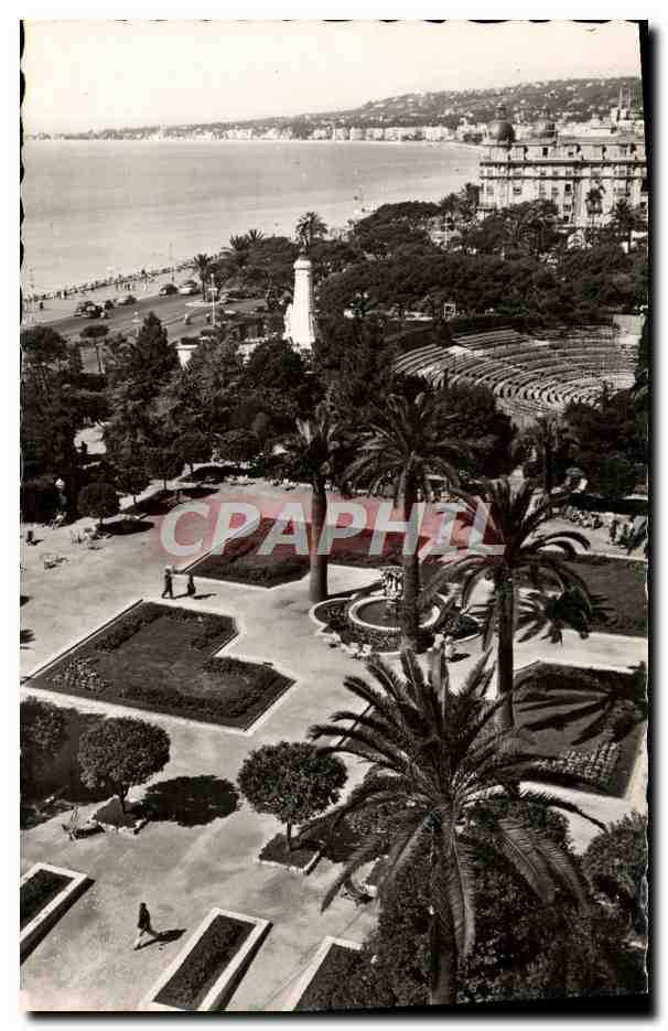 CPA Nice Un Coin du Jardin Albert 1er et le theatre de Verdure 