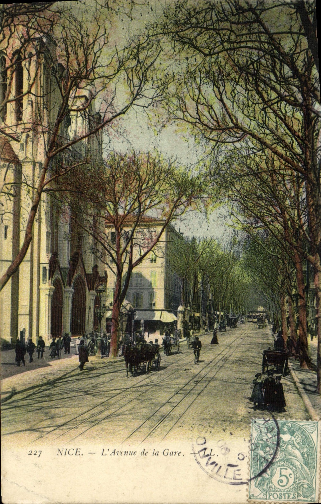 CPA Nice L'Avrenue de la Gare