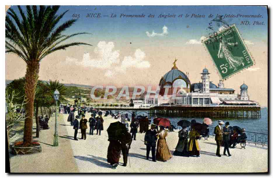 CPA Nice La Promenade Des Anglais et le Palais de la jetee promenade