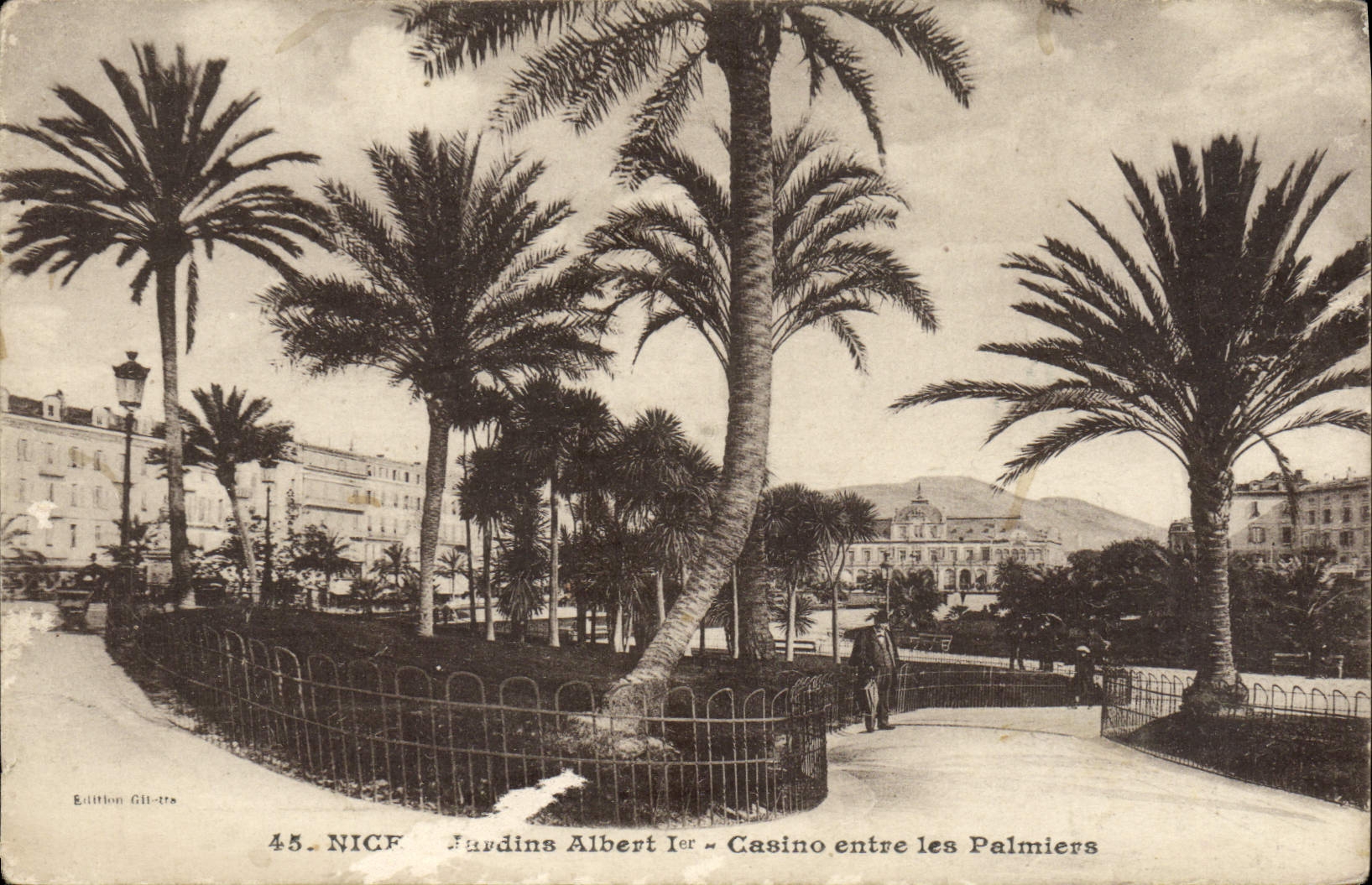 CPA Nice Jardins Albert l er Casino entre les Palmiers 