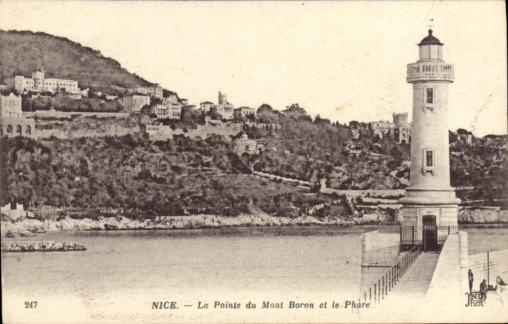CPA Nice La Pointe du Mont Boron et le Phare 