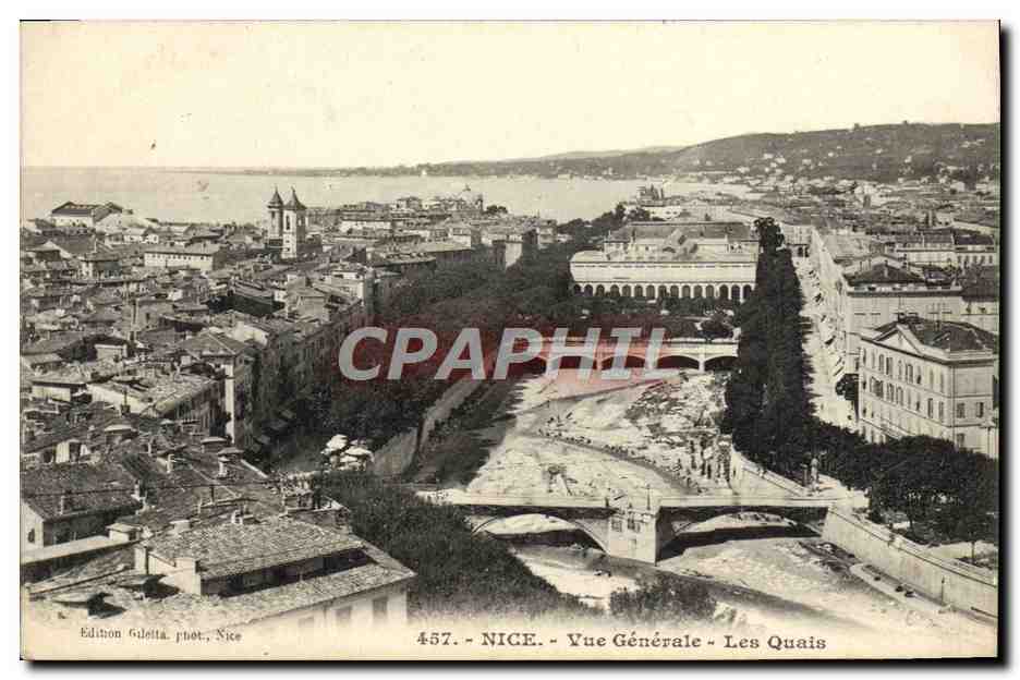 CPA Nice Vue generale Les Quais 
