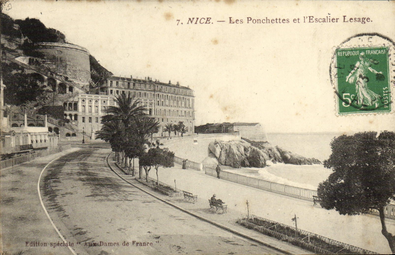 CPA Nice Les Ponchettes et l'Escalier Lesage 