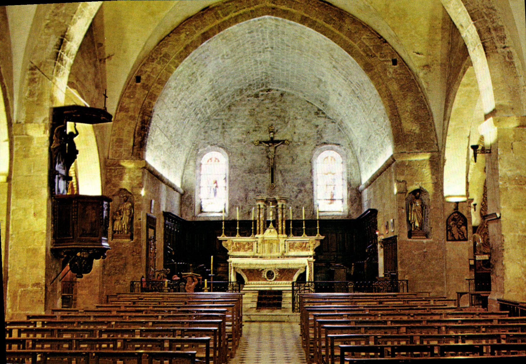 CPM Saint Paul Interieur de L'Eglise Eglise collegiale 