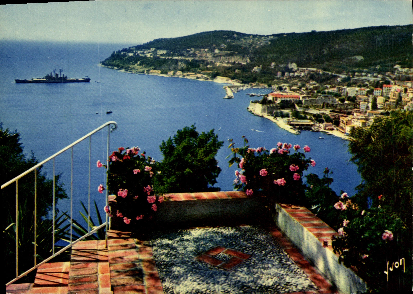 Villefranche-sur-Mer — La Côte d'Azur, miracle de la nature — Éditions d'art Arcueil