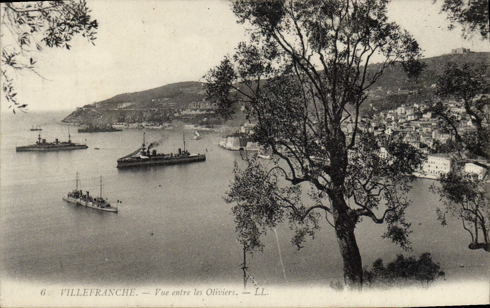 Villefranche — Vue entre les Oliviers — LL. — N°6
