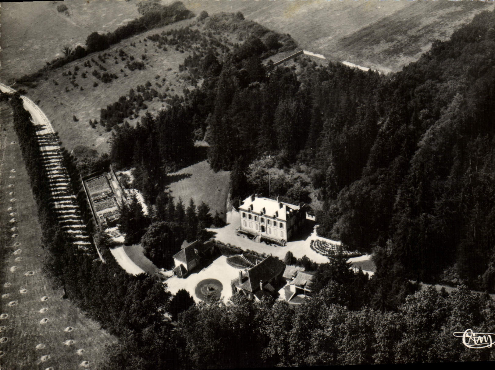 Verlin (Yonne) — Luftbild des Schlosses — Éditions Aériennes Imp. Macon - Vorderseite