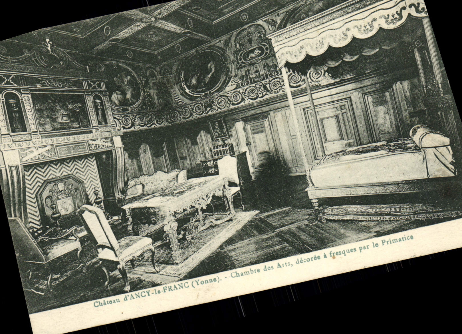 CPA Chateau d'Ancy le Franc Chambre des Arts 