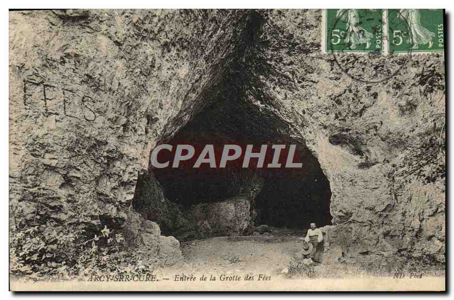 CPA D'Arcy Sur Cure Entree de la Grotte des Fees