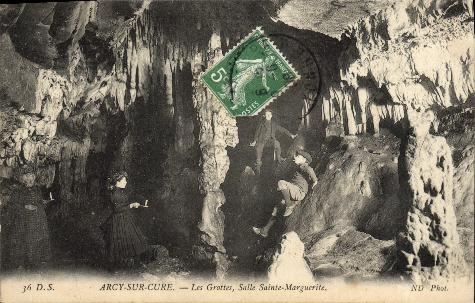 Arcy-sur-Cure — Les Grottes, Salle Sainte-Marguerite — ND Phot.