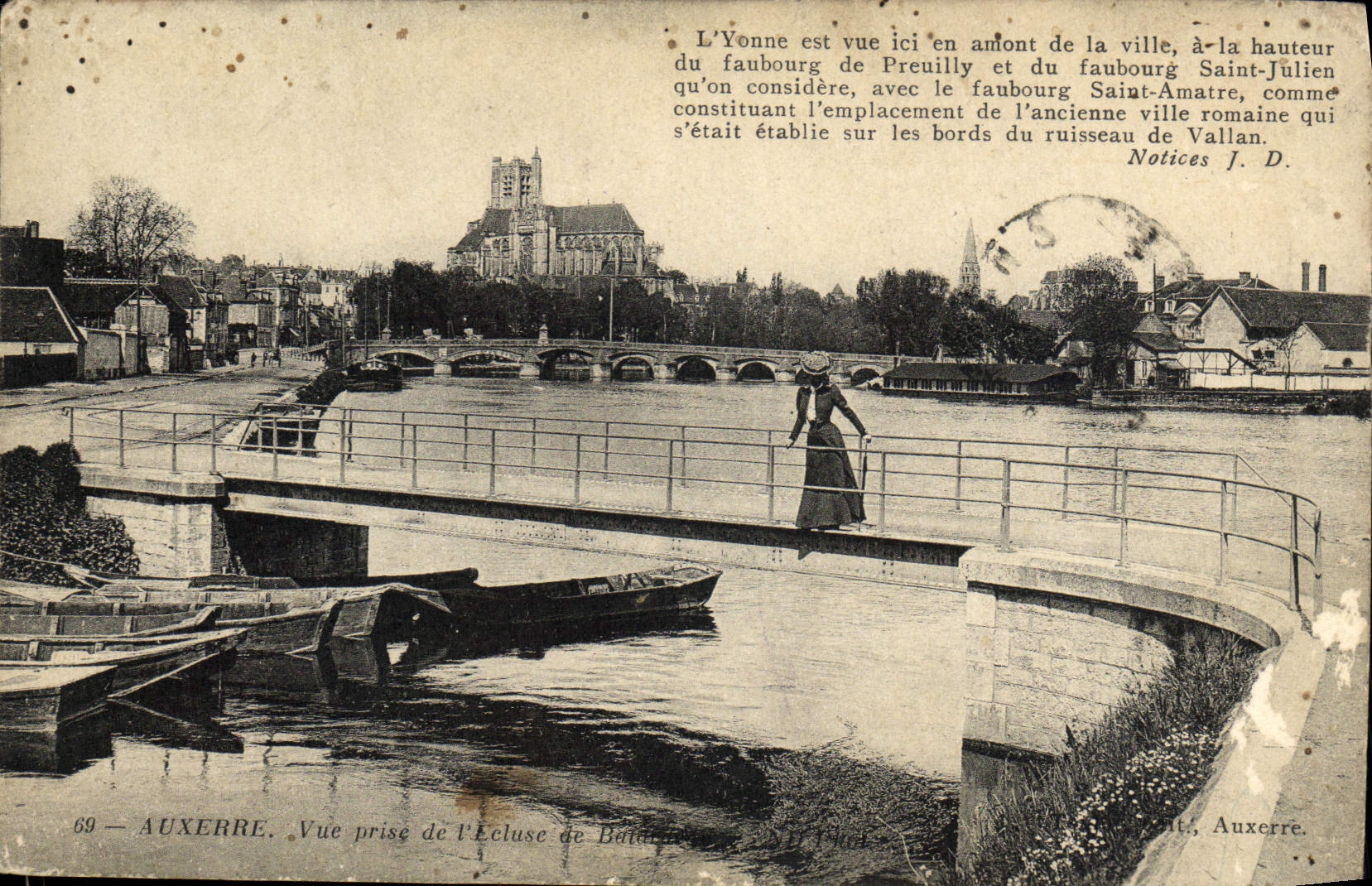 CPA Auxerre Vue Prise de L'Ecluse 