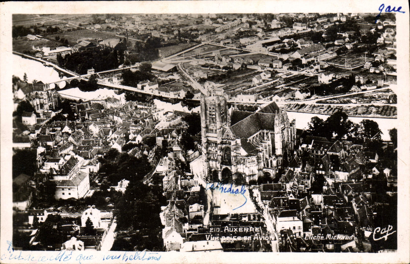 Auxerre — Vue prise en Avon — Éditeur Michaud, n°210