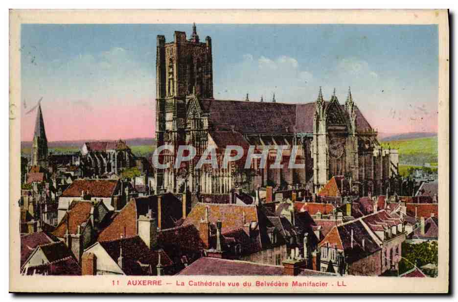 CPA Auxerre La Cathedrale Vue Du Belvedere Manifacier