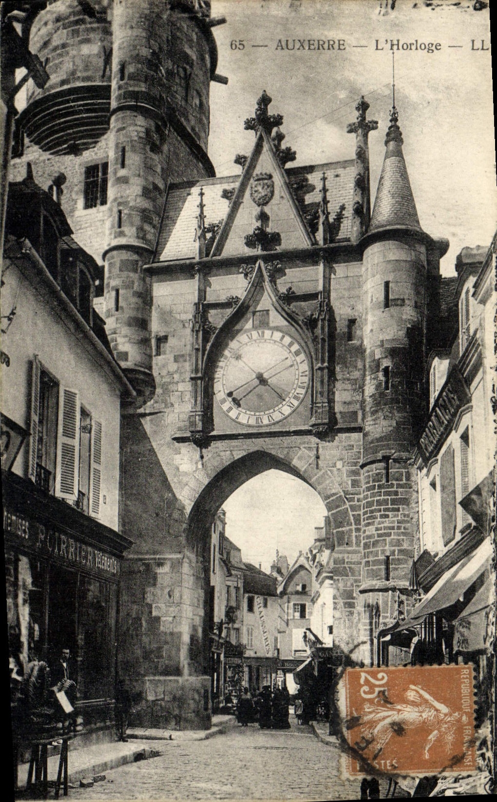 CPA Auxerre L'Horloge