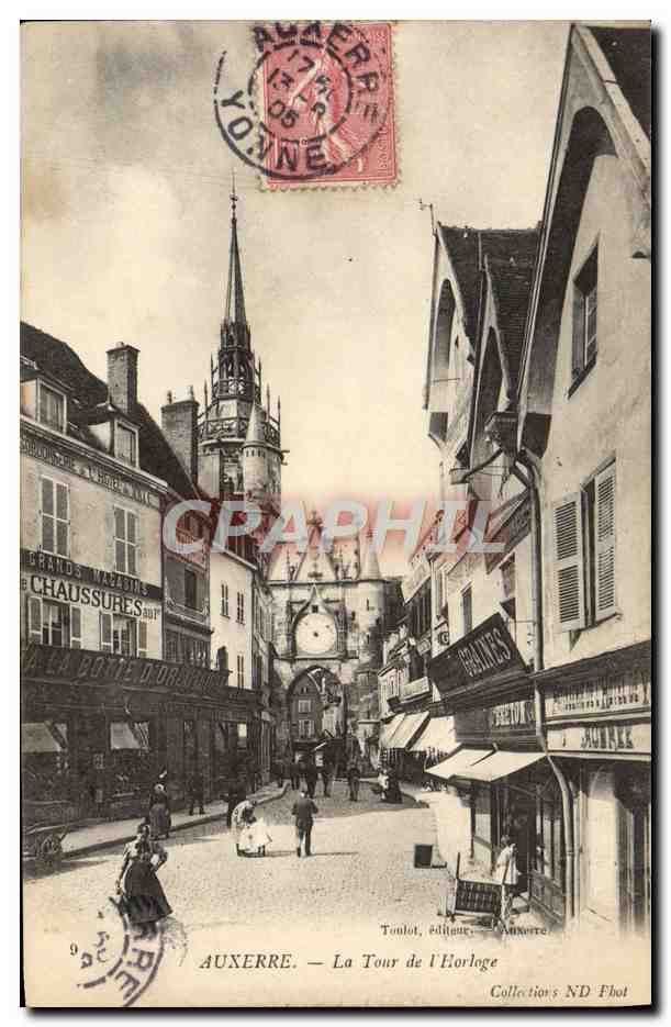 CPA Auxerre La Tour de L'Horloge