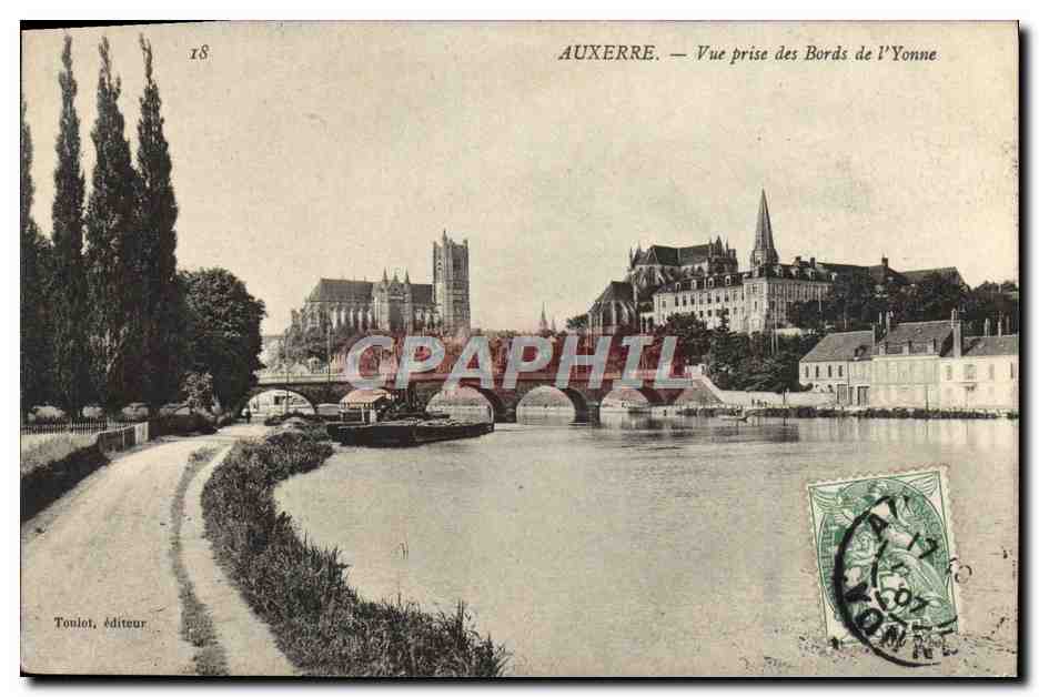 CPA Auxerre Vue Prise des Bords de L'Yonne