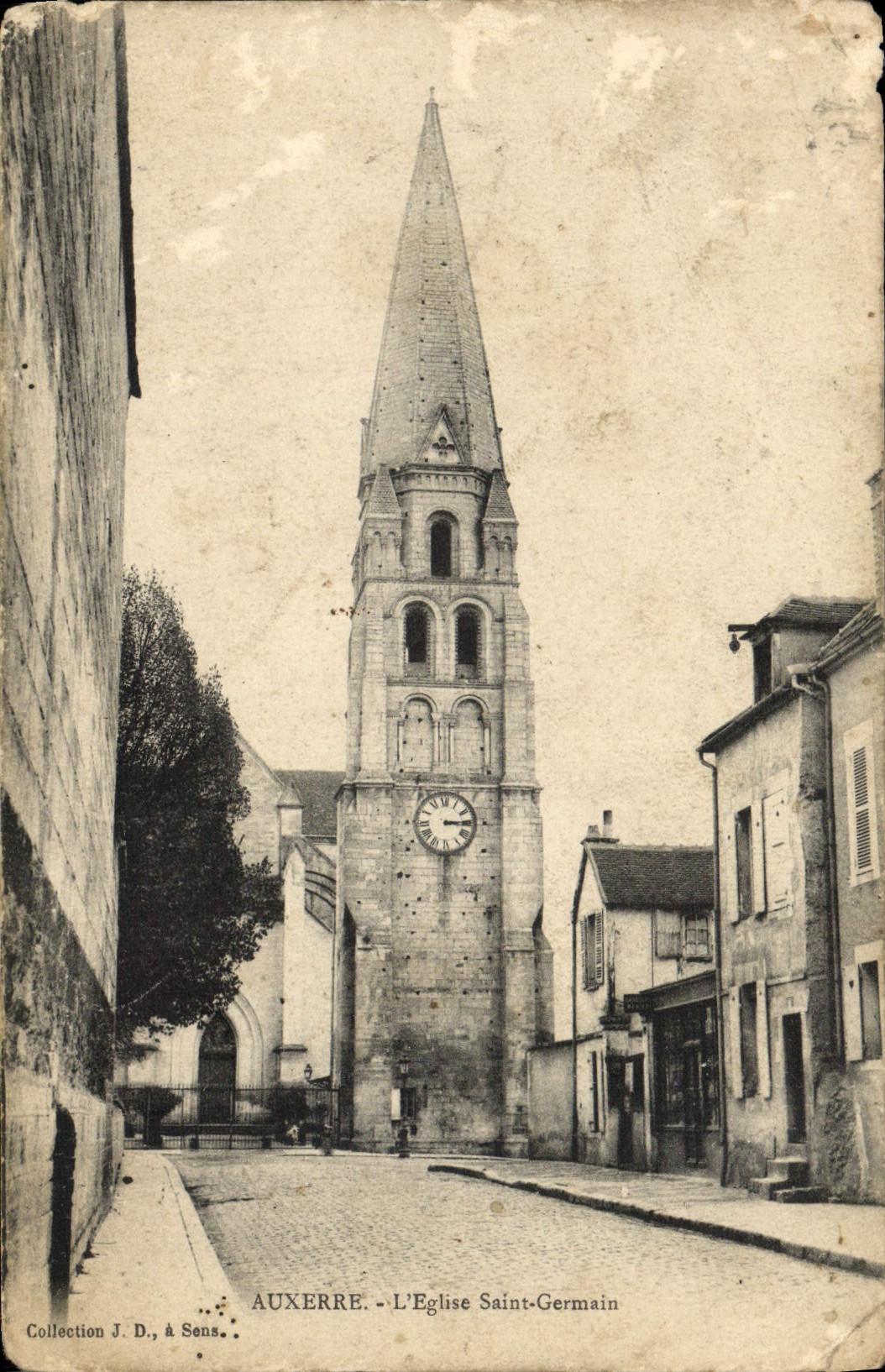 CPA Auxerre L'Eglise Saint Germain