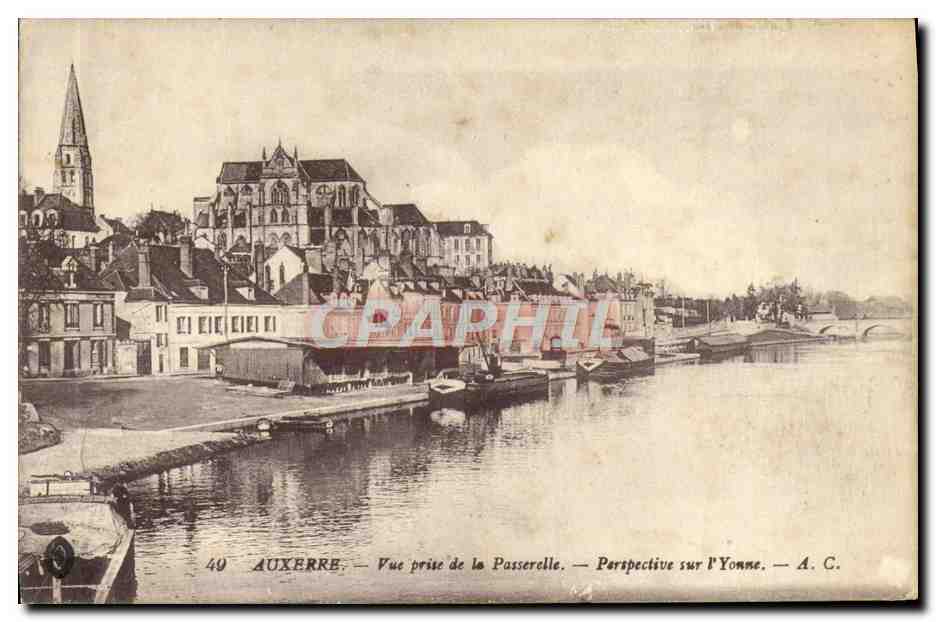 CPA Auxerre Vue Prise De La Passerelle Perspective sur l'Yonne 