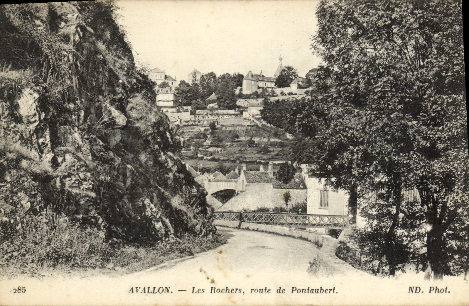 Avallon — Les Rochers, route de Pontaubert — ND. Phot. n°285