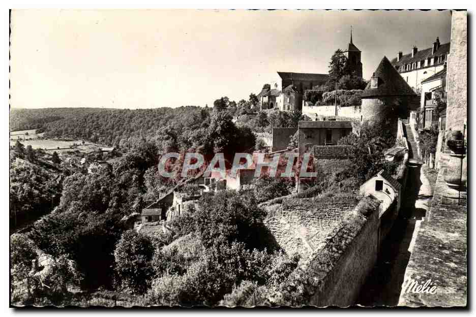 Avalon (Yonne) — Les Remparts et l'Église St-Lazare — Edit. Melie