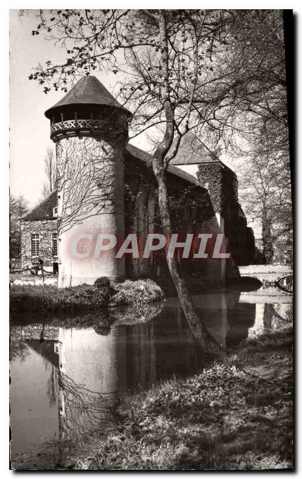 CPM Bleneau Le Chateau La Tour Du Guet Le Donjon