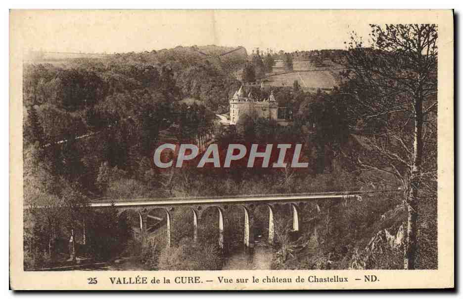 Vallée de la Cure — Vue sur le château de Chastellux — ND.