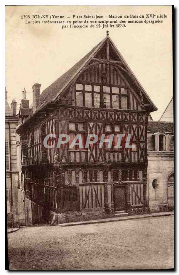 CPA Joigny Place Saint Jean Maison De Bois du 16eme