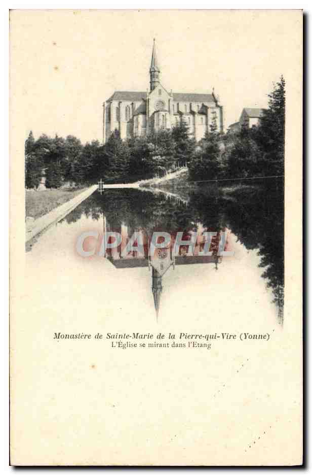 CPA Monastere de Sainte Marie de la Pierre qui vire L'eglise se mirant dans l'etang