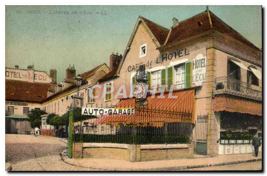 CPA Sens L'hotel De l'Ecu Garage