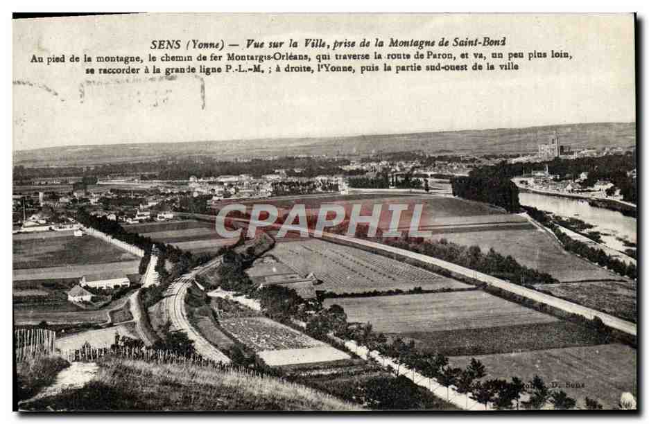 CPA Sens Vue sur la Ville prise de la montagne de Saint Bond 