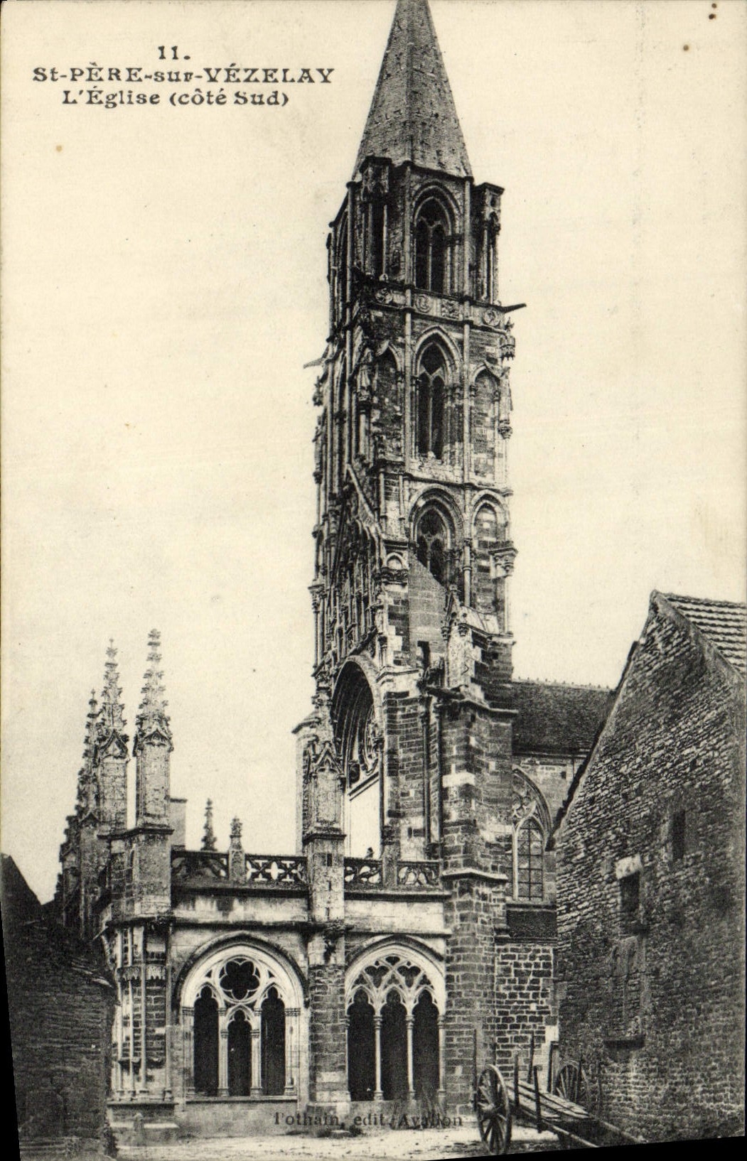 CPA Saint Pere sous Vezelay l'Eglise 