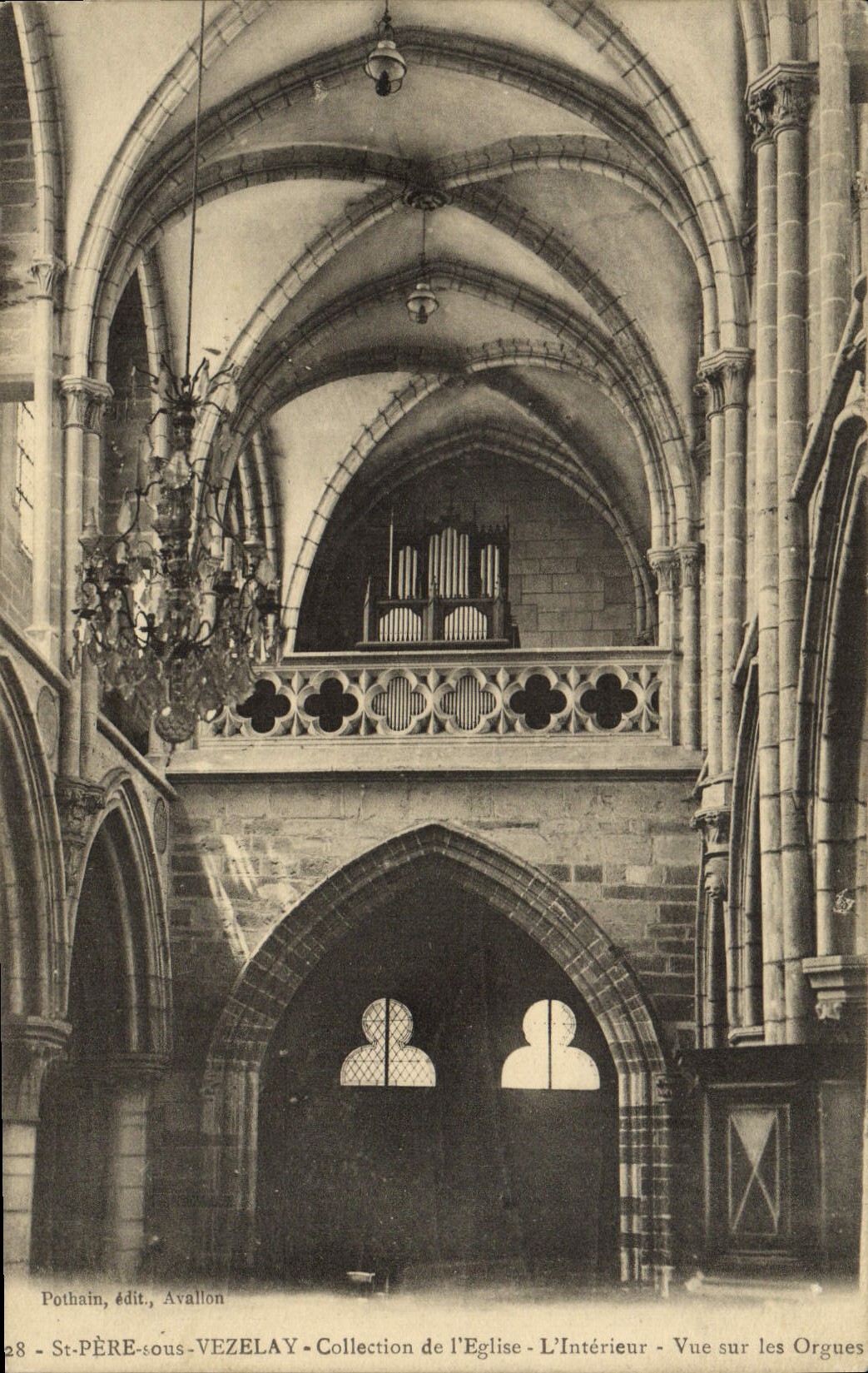 St-Père-sous-Vézelay — Intérieur de l'église — Vue sur les orgues — Pothain, édit., Avallon