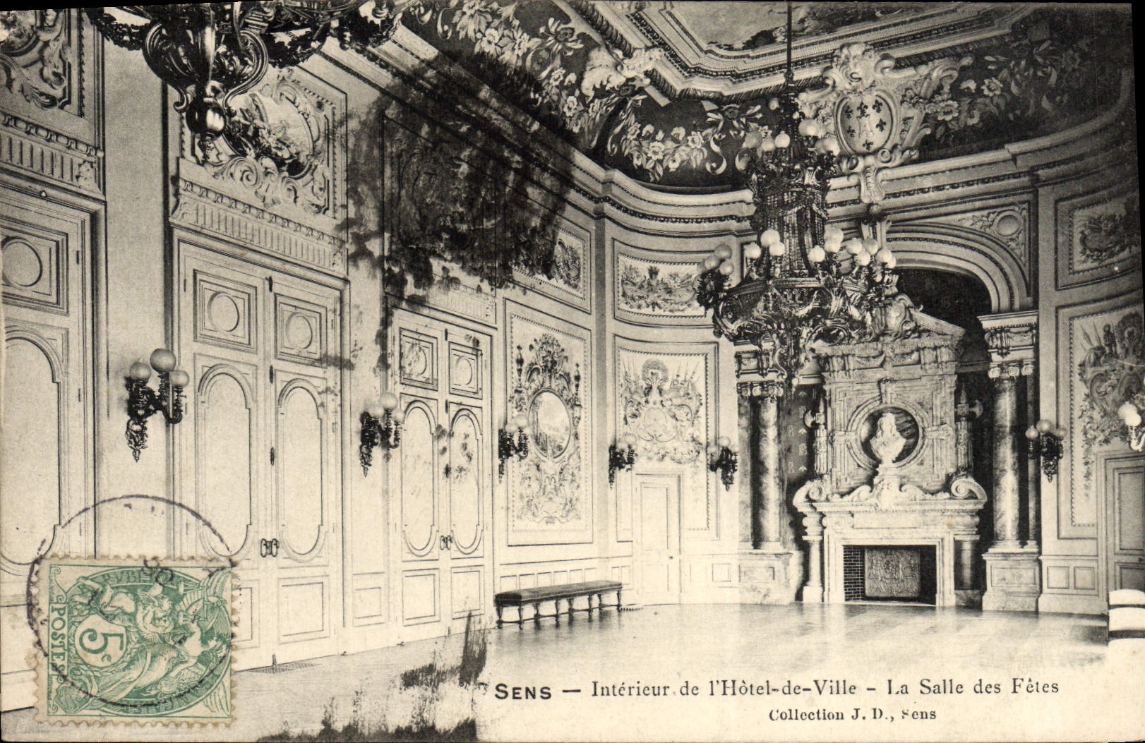 CPA Sens Interieur de l'Hotel de Ville La Salle des Fetes