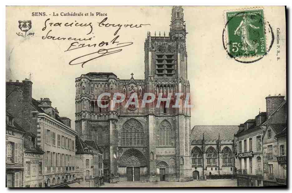 CPA Sens La Cathedrale et la Place