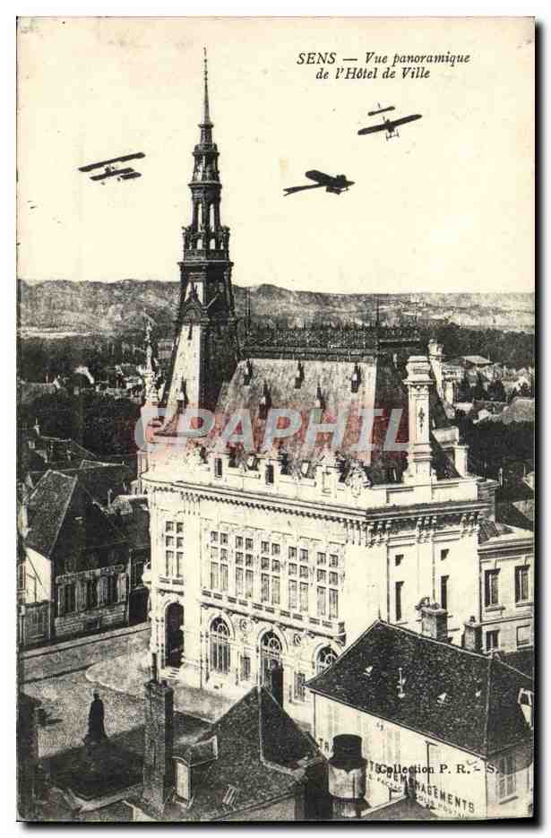 CPA Sens Vue Panoramique de l'Hotel de ville Avions 