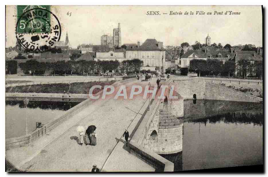 CPA Sens Entree de la Ville au Pont d'Yonne