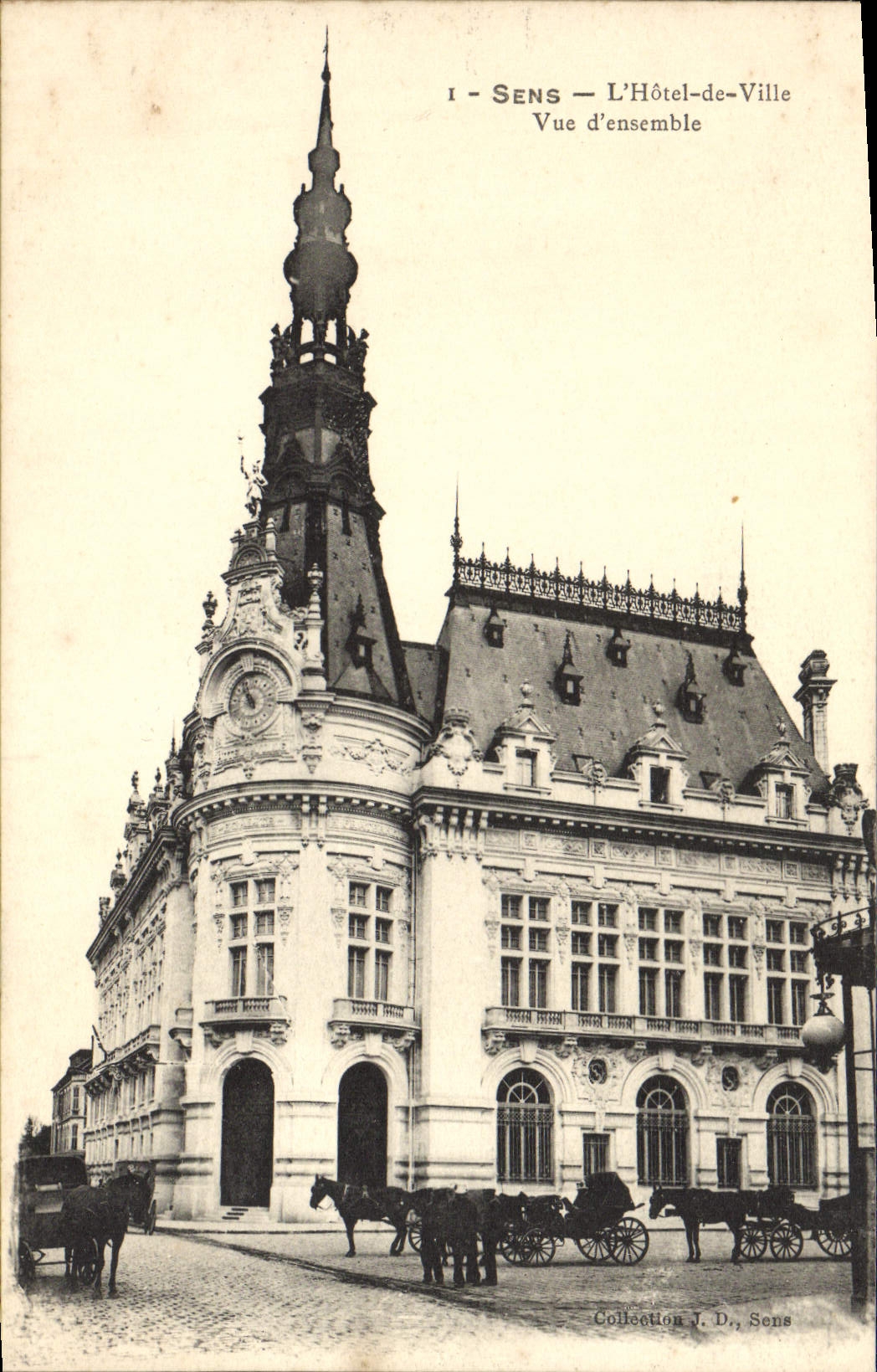 Sens — L'Hôtel-de-Ville — Vue d'ensemble — Collection J. D., Sens