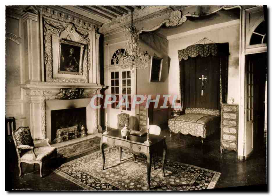 CPM Tanlay Le Chateau Un Chambre