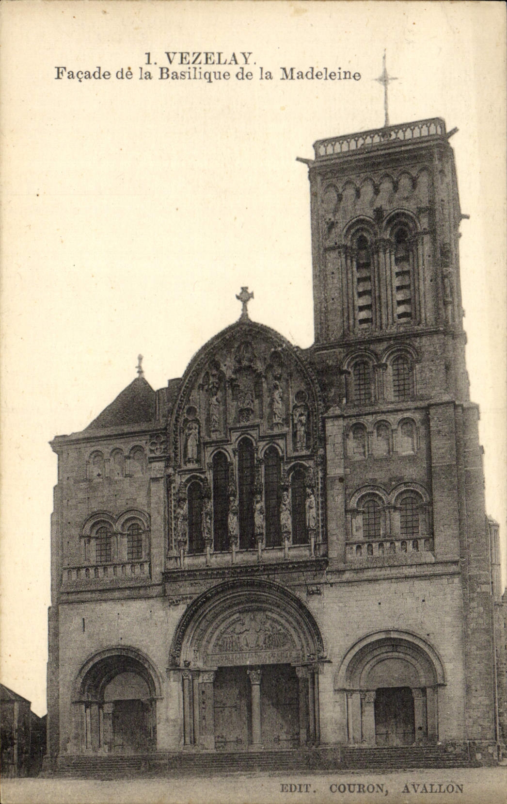 Vézelay — Façade de la Basilique de la Madeleine — Edit. Couron, Avallon