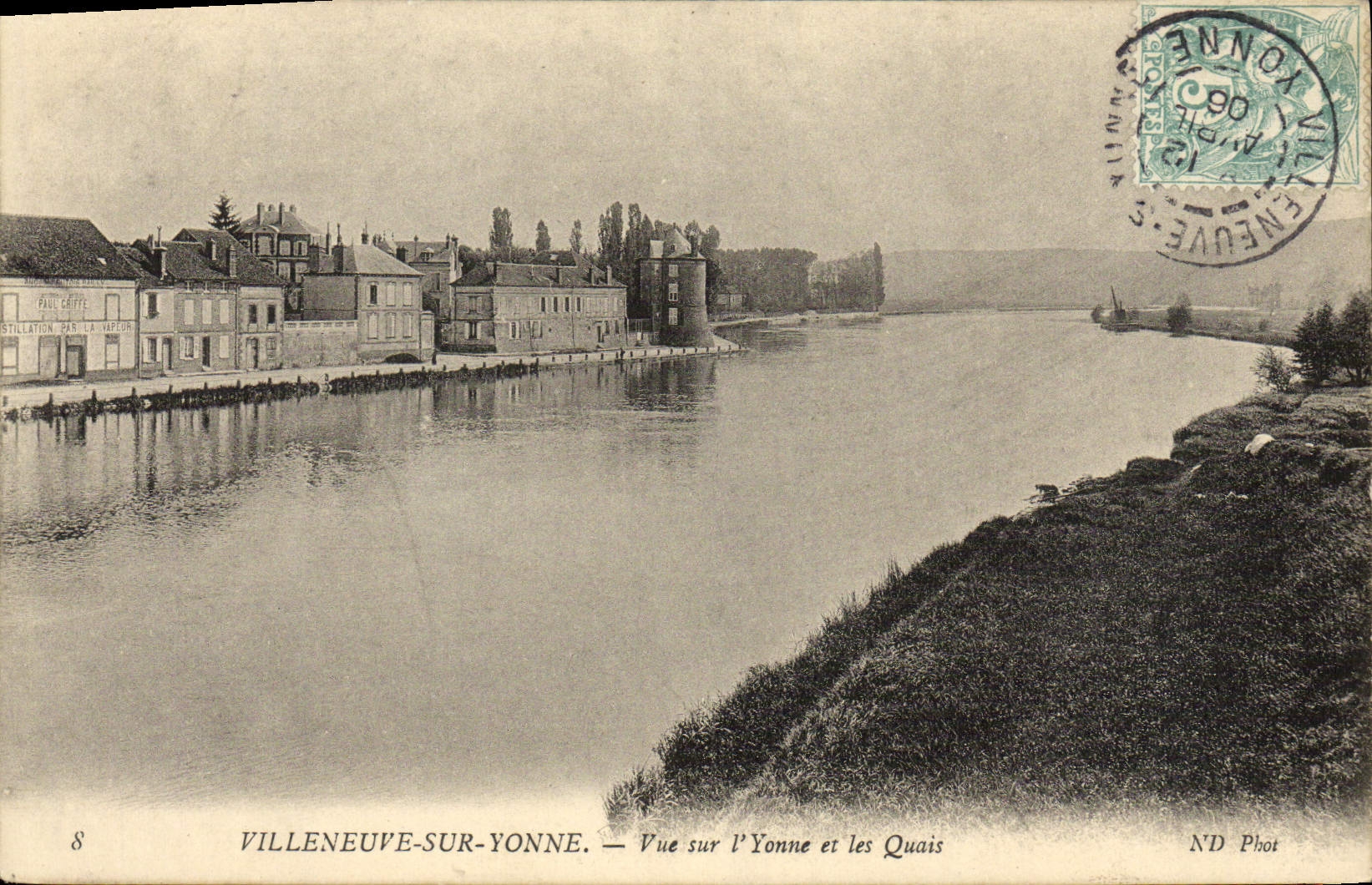 Tarjeta postal antigua Villeneuve Sur Yonne Vista sobre L'Yonne Y Los Muelles