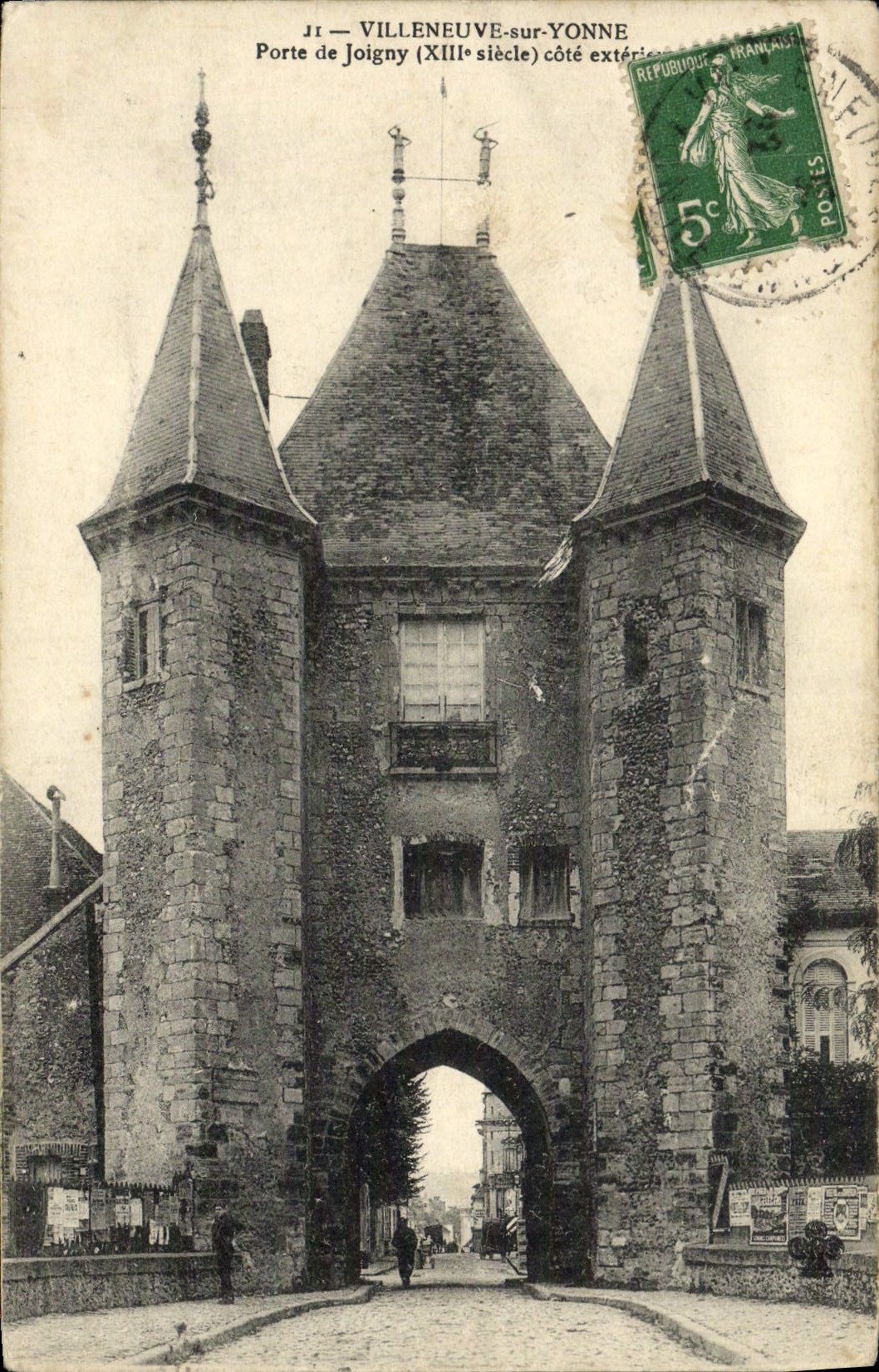 Villeneuve-sur-Yonne — Porte de Joigny (XIIIe siècle) — éditeur JI