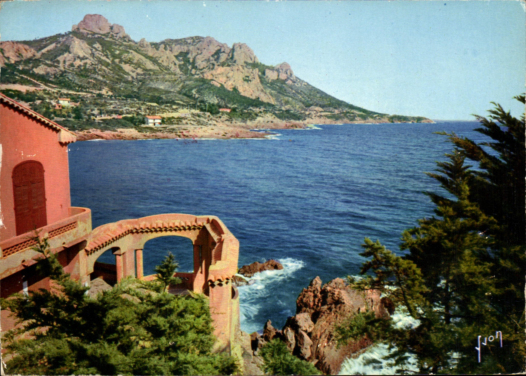 Agay, le massif de l'Esterel — Cap Roux — Éditions d'Art 'YVON'
