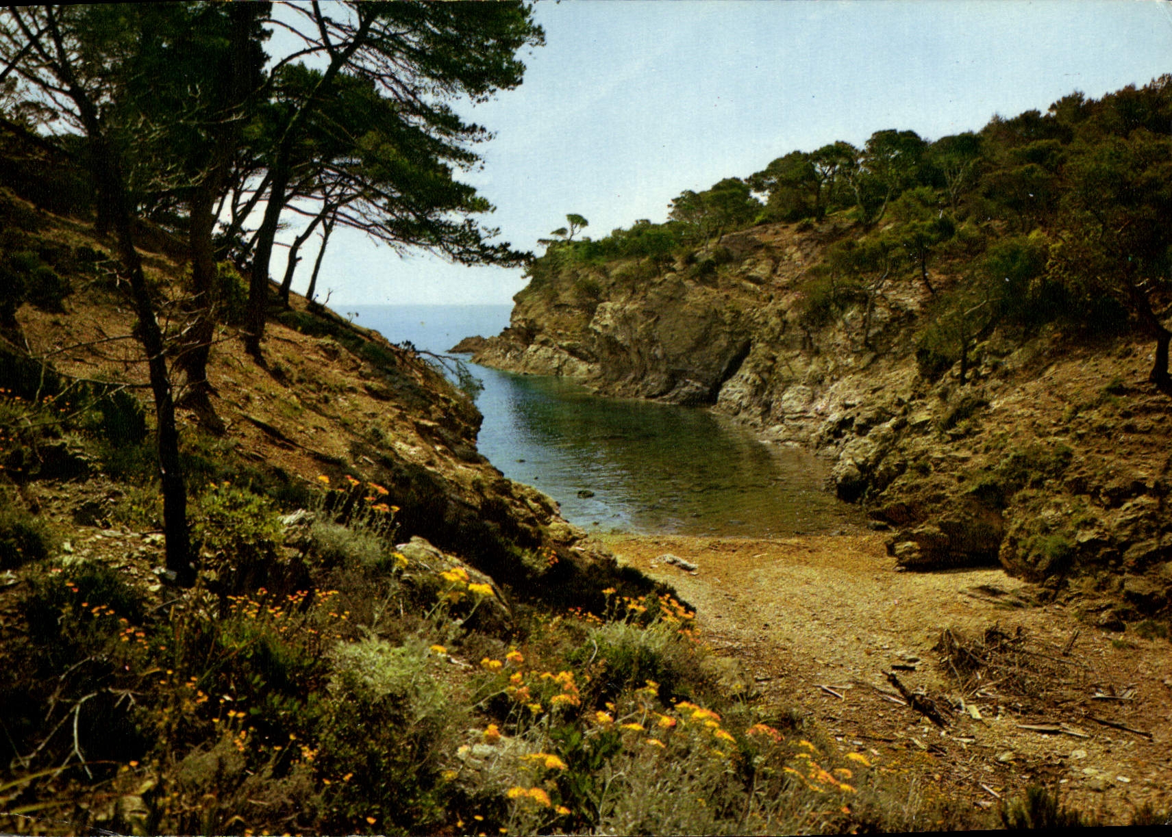 Calanque — Méditerranée aux rivages sans nuages — Éditions de France