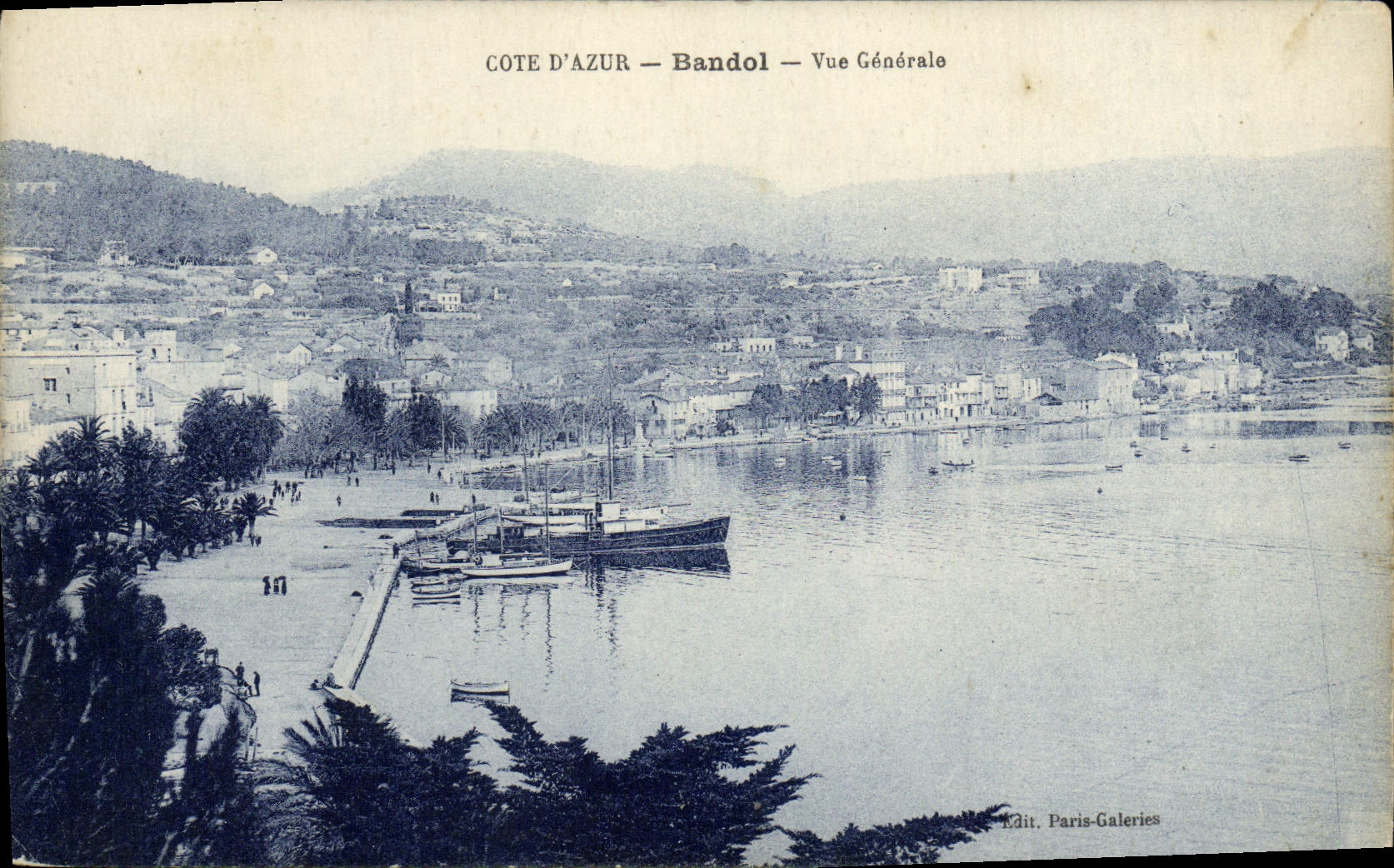 CPA Cote d'Azur Bandol Vue Generale Bateau
