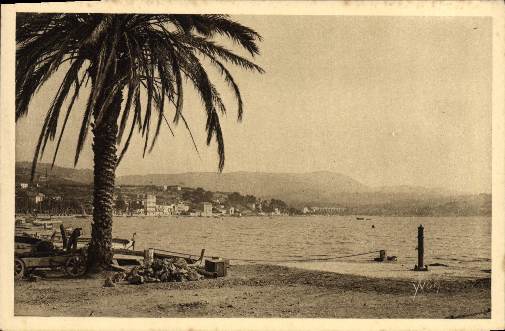 La Douce France - Côte d'Azur - Le Baïe — Édition Yvon