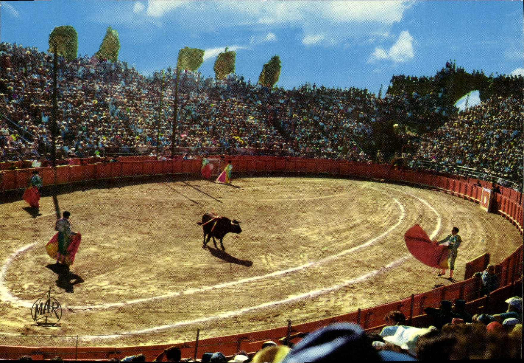 Corrida dans les Arènes de FREJUS (Var) — La Côte d'Azur — Éditions « MAR »