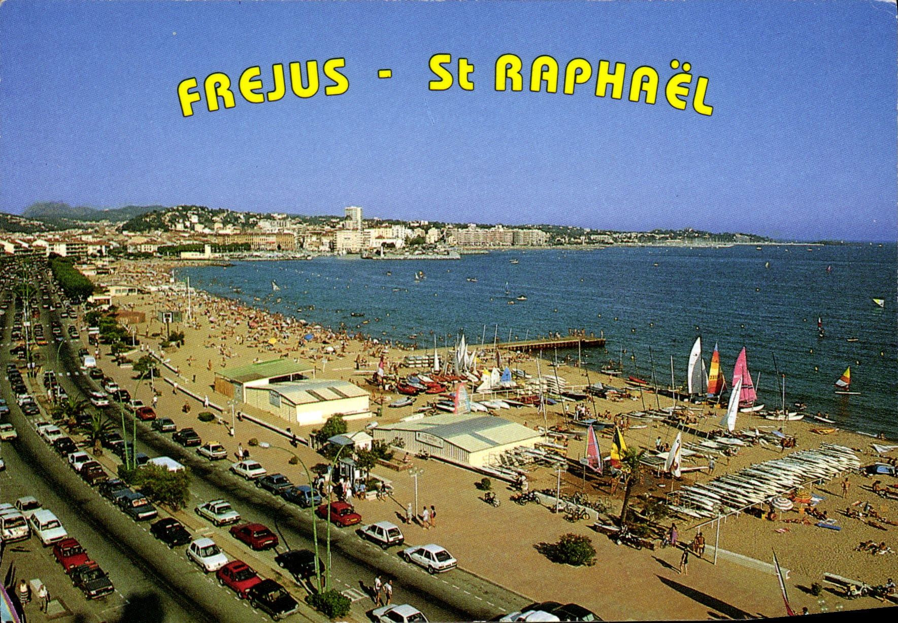 Fréjus - St Raphaël — vue aérienne de la plage et du port — Éditions Florian Mistral