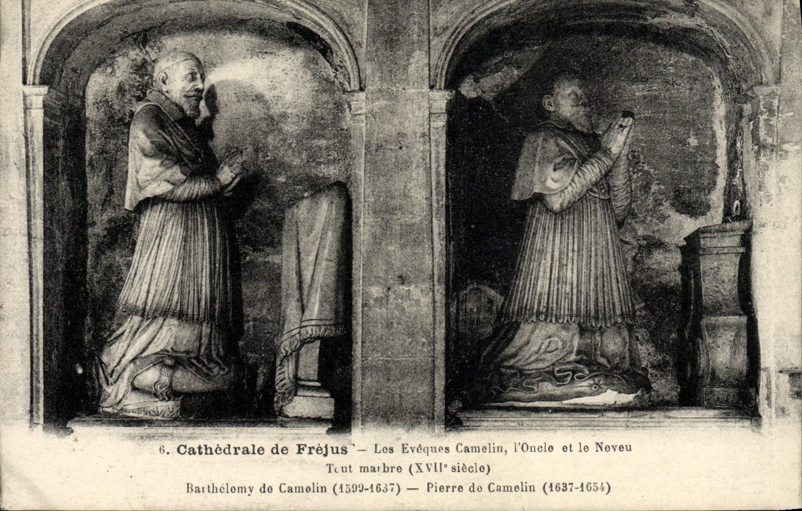 Cathédrale de Fréjus — Les Évêques Camelin, l'Oncle et le Neveu — marbre XVIIe siècle