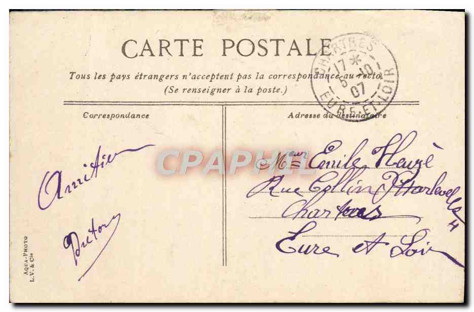 CPA Hyeres Boulevard des Palmiers Le Petit Var Journaux — Verso